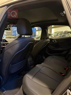 بي ام دبليو الفئة 2